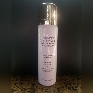 magic minerals liquid silk air primer